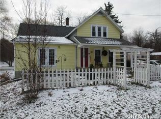 3626 Howlett Hill Rd, Camillus, NY 13031