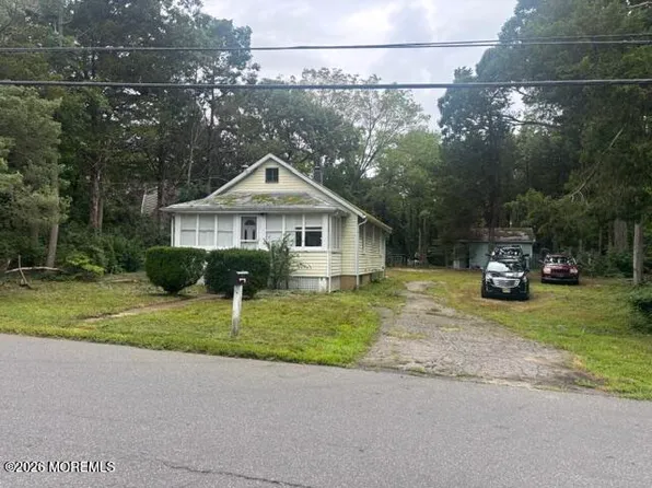 612 Dave Marion Road, Toms River, NJ 08753