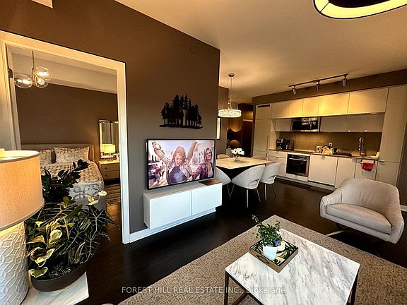 4th image of 28 Avondale Ave #905