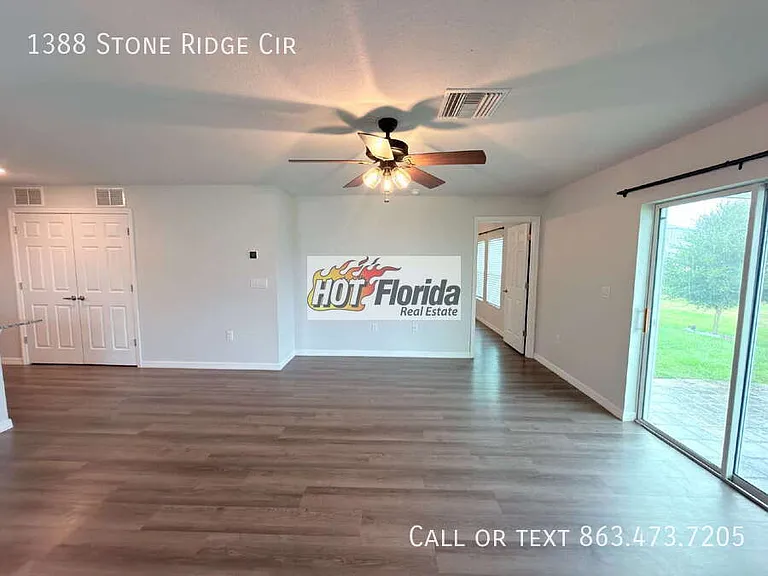 1388 Stone Ridge Cir — Photo 12