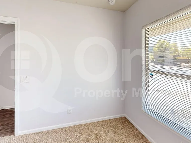 286 E Bobcat Pl — Photo 25