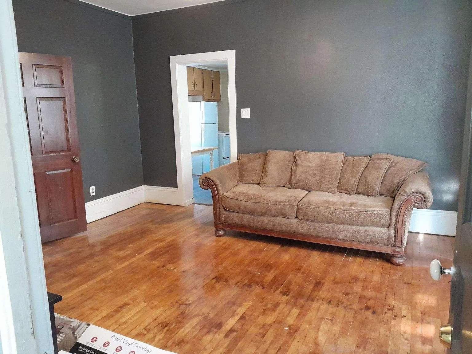 2 bed, $750 — Photo 2