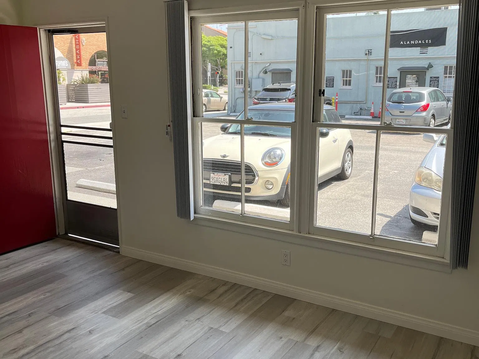 Studio, 400 sqft, $1,950 — Photo 1