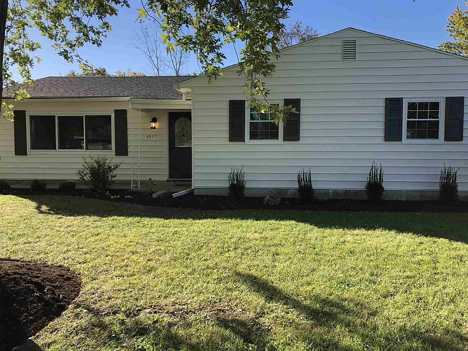 1st image of 1517 W Royale Dr