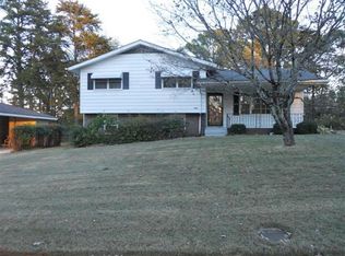 912 Hagwood Rd, Birmingham, AL 35235