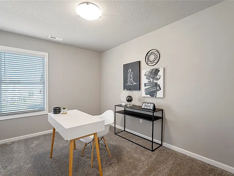 Hazeltine Pl — Photo 21