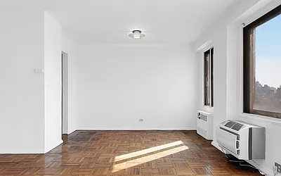 Sold by PALISSIMO Real Estate