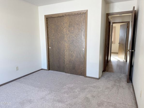 bismarck-north-dakota-447600754 picture