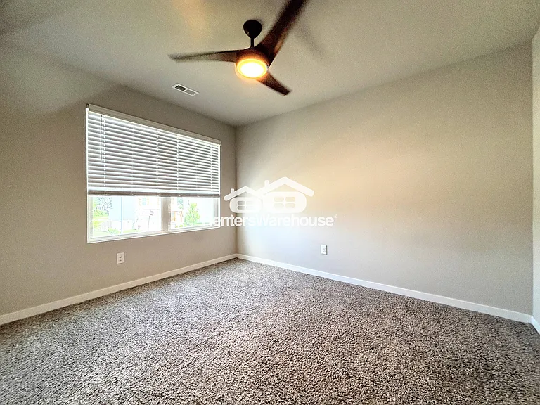 150 Dakota Cir — Photo 17