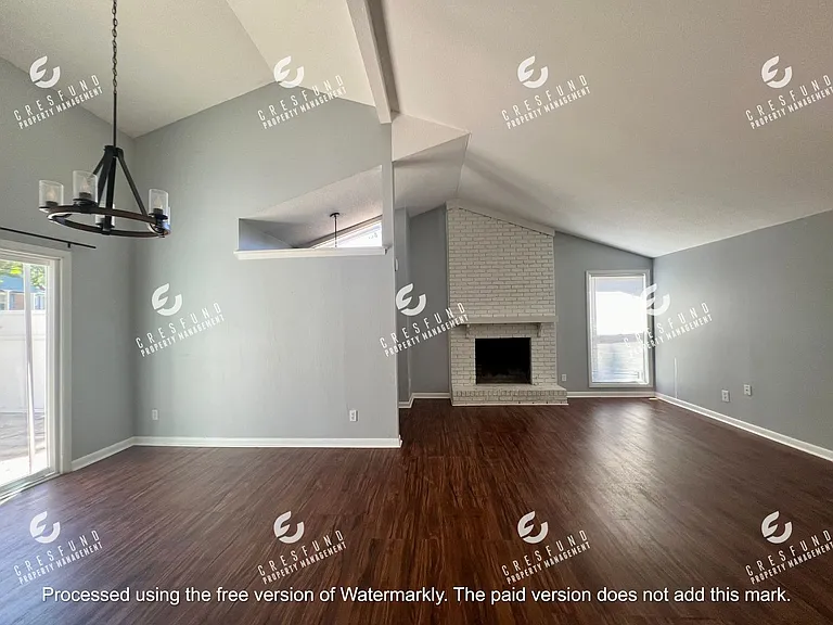 2013 Brucemount Pl — Photo 5