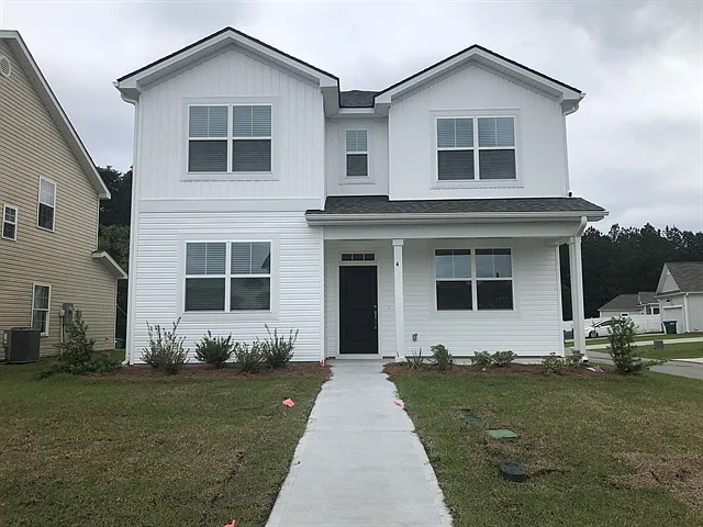 4 Cherry St — Photo 1