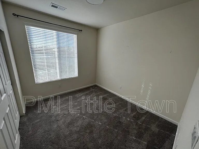 23588 E Ida Dr #C — Photo 7