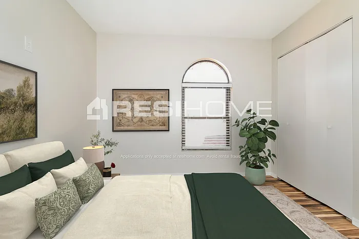 5005 Oak Manor Dr — Photo 8