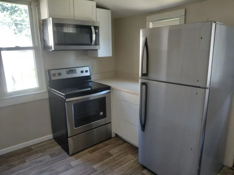 2108 Grand Blvd — Photo 10