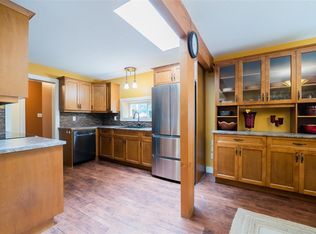 1634 Cedar Rd, Nanaimo, BC V9X 1L4