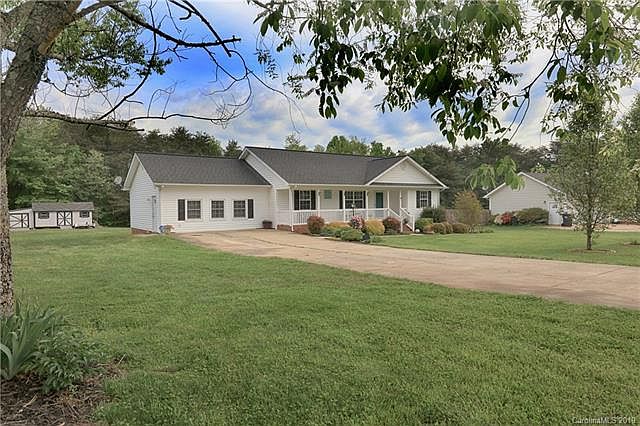 1st image of 105 Westscott Dr