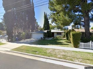 5233 Mecca Ave, Tarzana, CA 91356