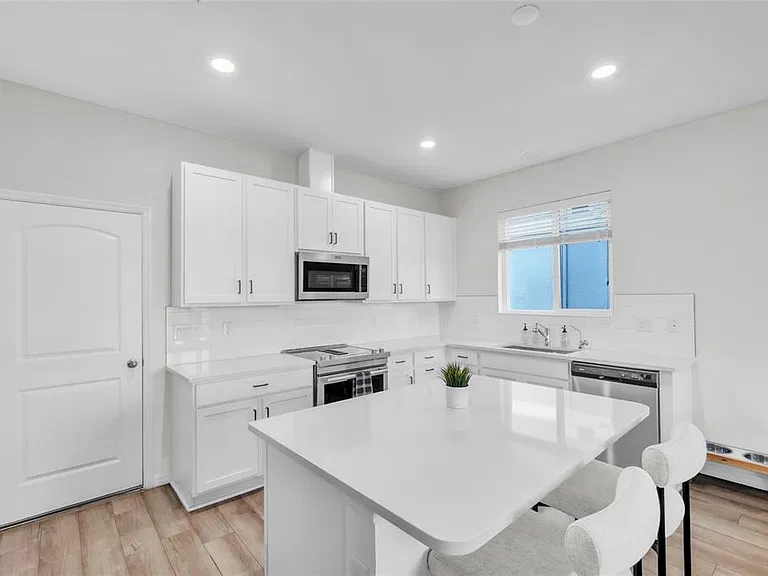 11512 Gallatin Trl — Photo 6
