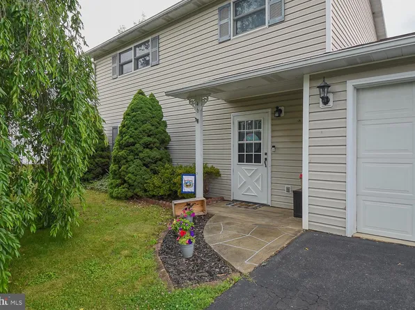 46 S Chickadee St, Keyser, WV 26726