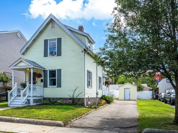 19 Johnson St, West Roxbury, MA 02132