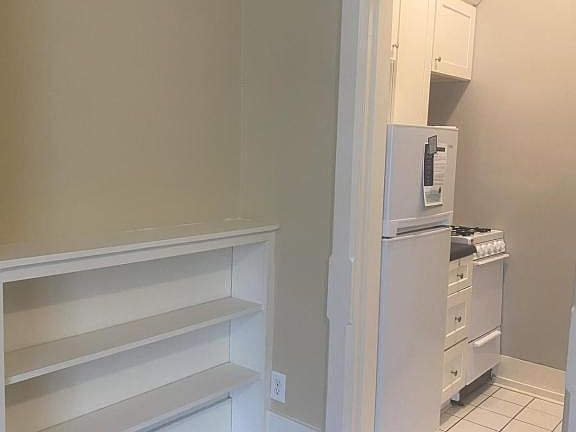3rd image of 144 Gibbs St #1