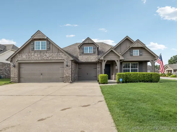 9036 E 139th St S, Bixby, OK 74008