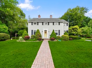 32 Walnut St, Newington, CT 06111