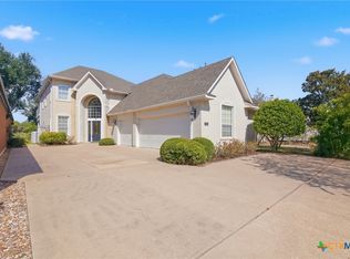 6008A Country Club Dr, Victoria, TX 77904