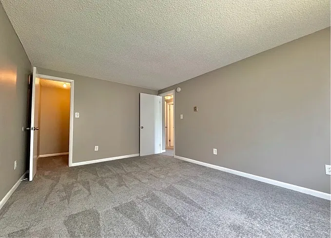 6305 Robinson Rd #4 — Photo 10