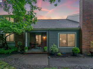 1373 Bonniebrae Dr, Lake Oswego, OR