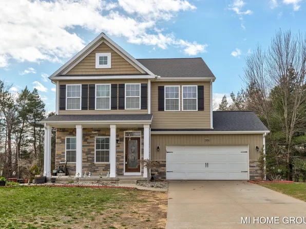 9265 Windward Dr, West Olive, MI 49460