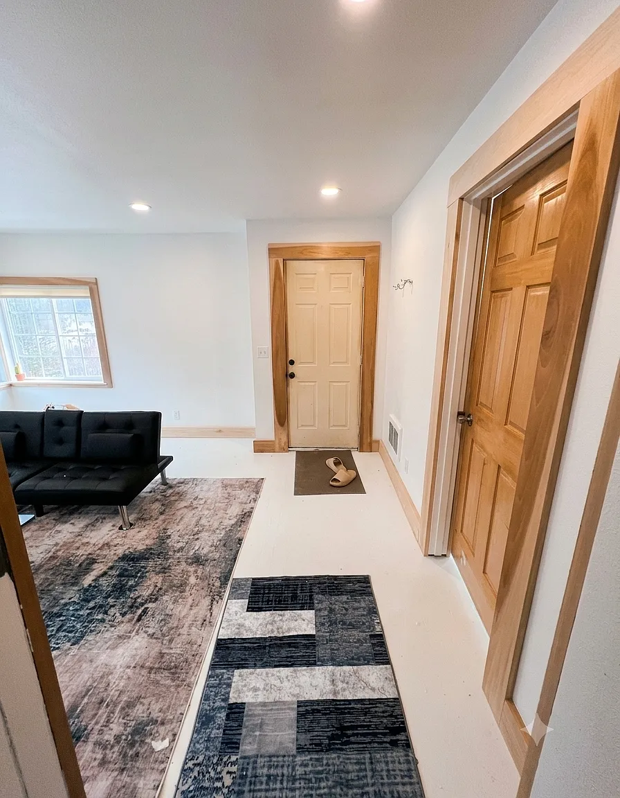 2 bed, 620 sqft, $2,400 — Photo 3