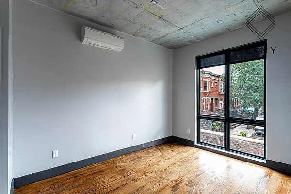 Rented by ERNY LLC | media 20