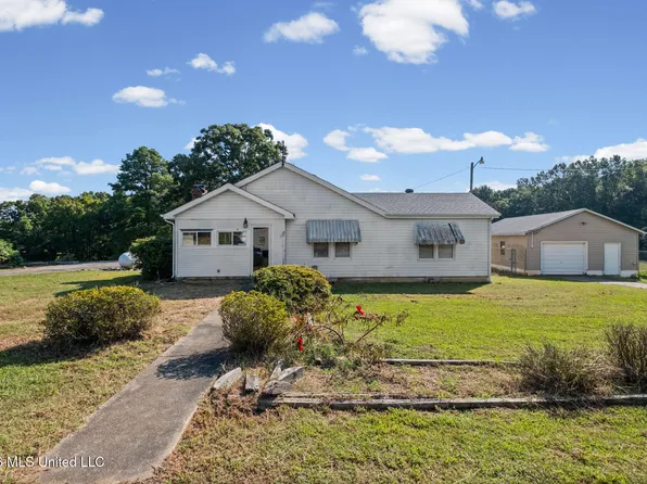 5126 Smith Rd, Coldwater, MS 38618