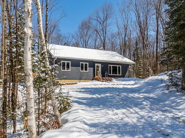 260 Mountain St, Haliburton, ON K0M 1S0