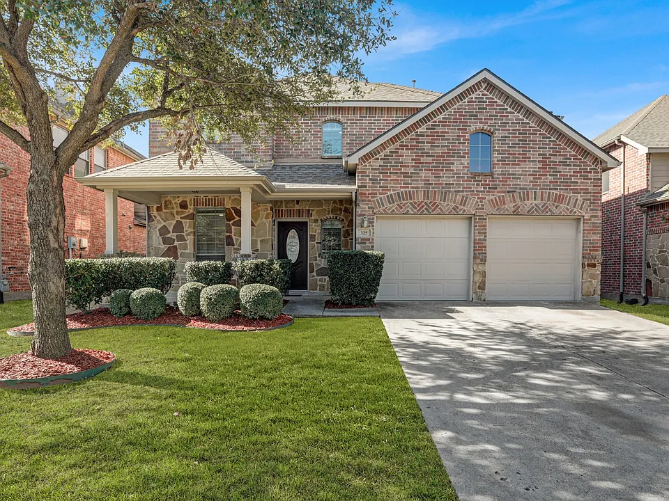 325 Highland Creek Dr