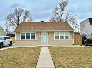 2438 Sarah St, Franklin Park, IL