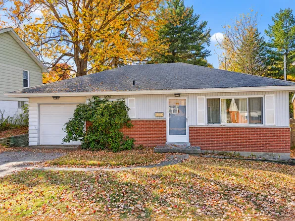8 Dell St, Florence, KY 41042