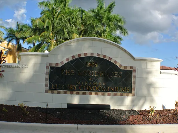 2201 W Preserve Way, Hollywood, FL