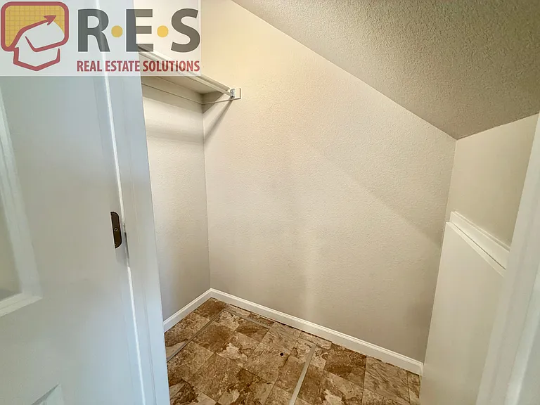 5361 Mountain Vista Hts — Photo 15