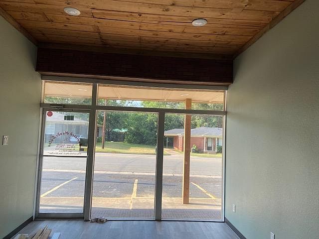 1st image of 419 Troup Hwy #A