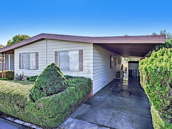 3rd image of 581 Millpond Dr