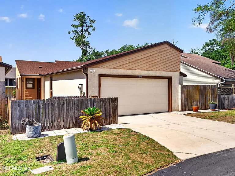 1964 Oak Twist Ct — Photo 2