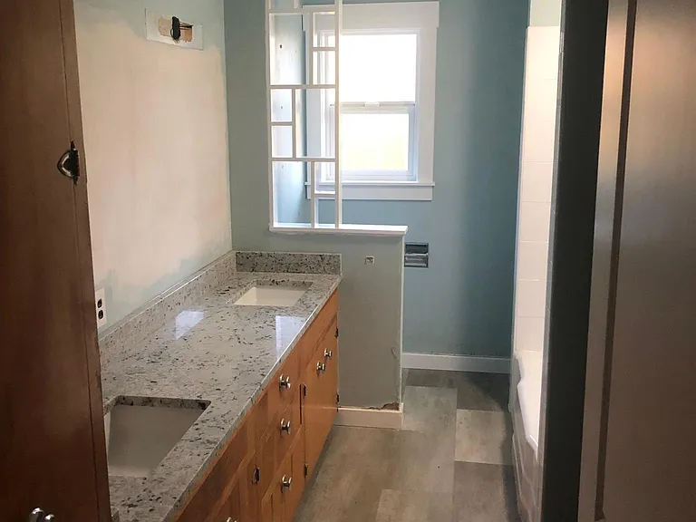 4501 NE Everett Dr — Photo 7