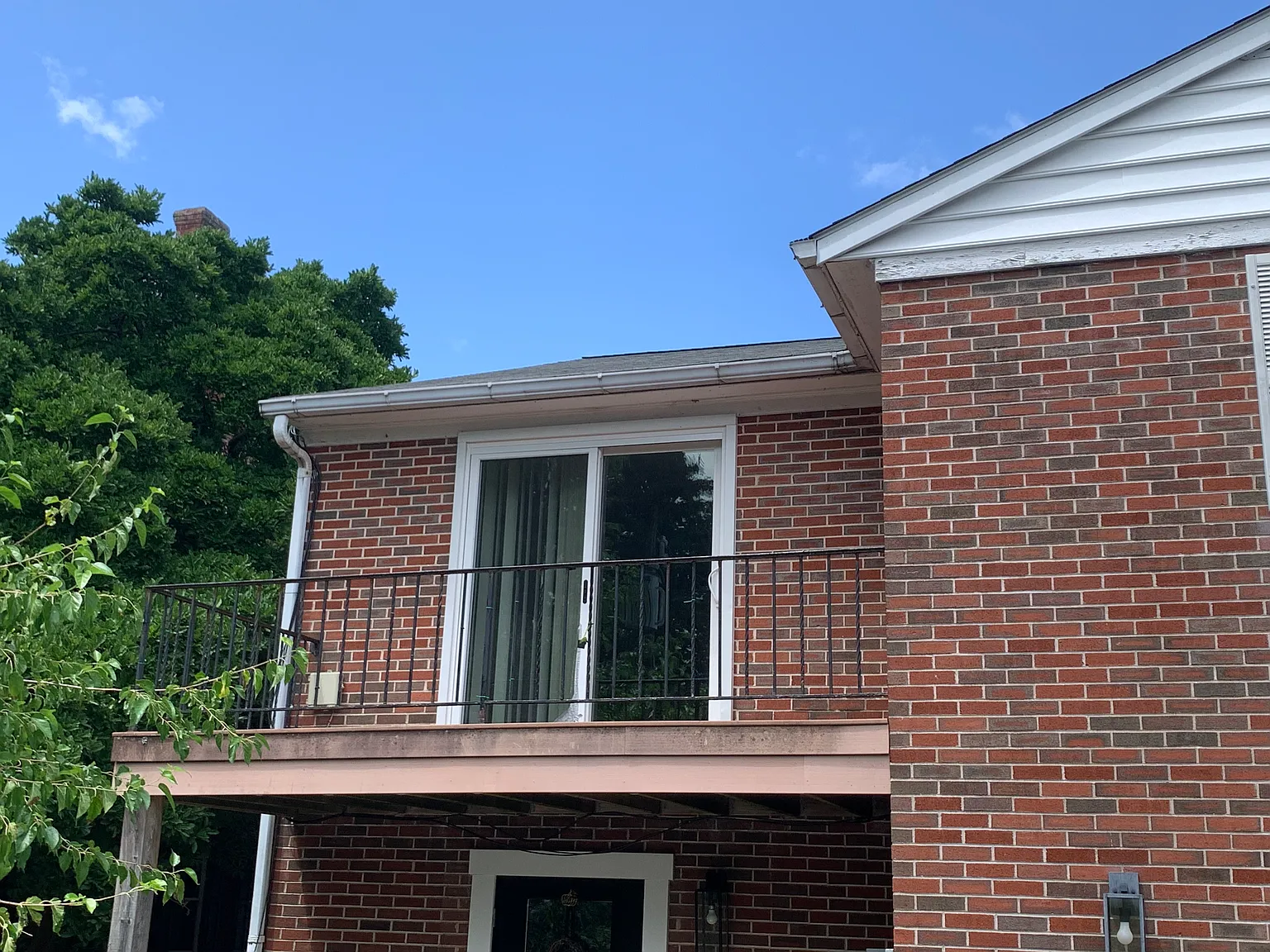 2 bed, $1,425 — Photo 2