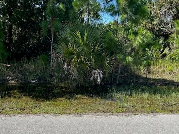474 Gantry St SW, Palm Bay, FL 32908