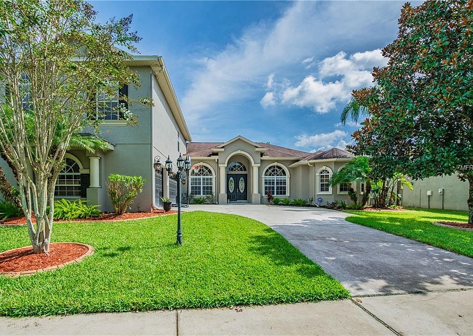 1st image of 1109 Carriage Park Dr