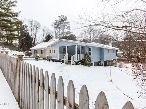44 Pinehurst Ave, Pittsfield, MA 01201