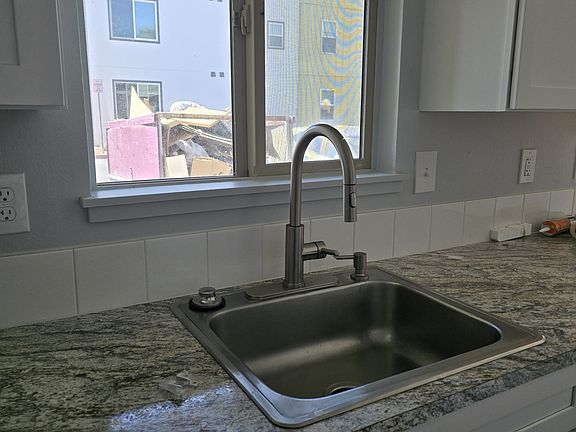 2nd image of 553 NW 4th St