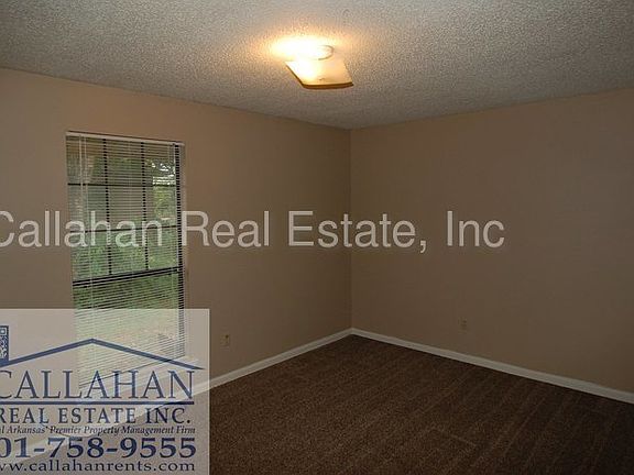 3rd image of 1016 W 44th St